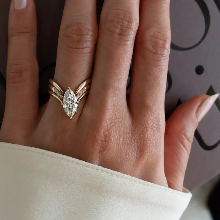 Conjunto de Anillos en Corte Marquise