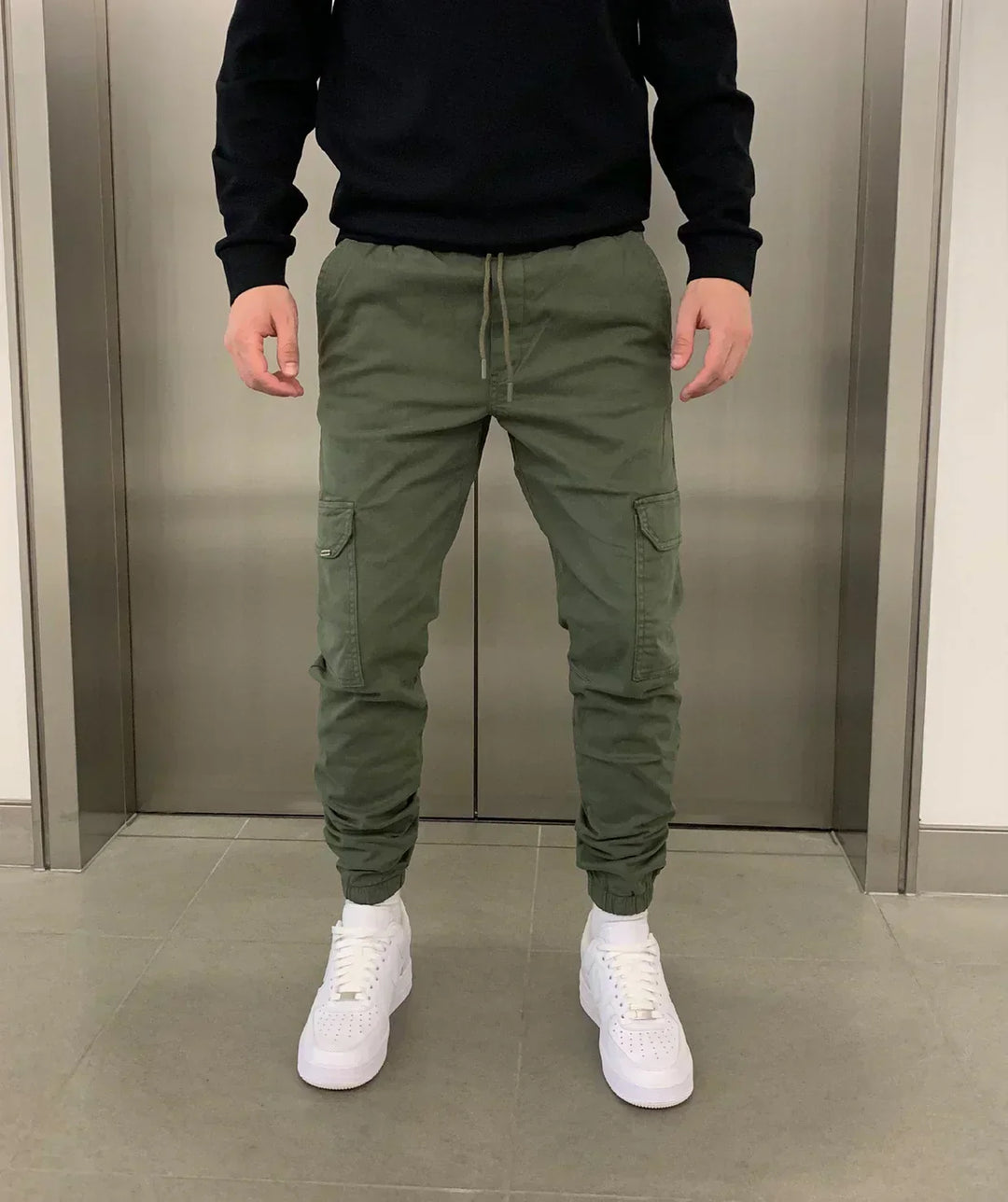 JOGGER CUT CARGO PANTS