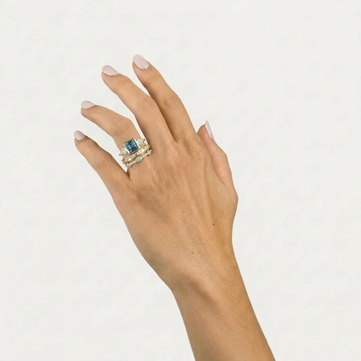 Conjunto de Anillos de Cristal Azul Vintage