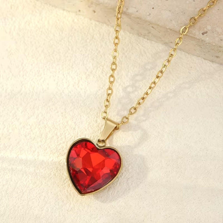 Collar con Colgante de Corazón Esmeralda