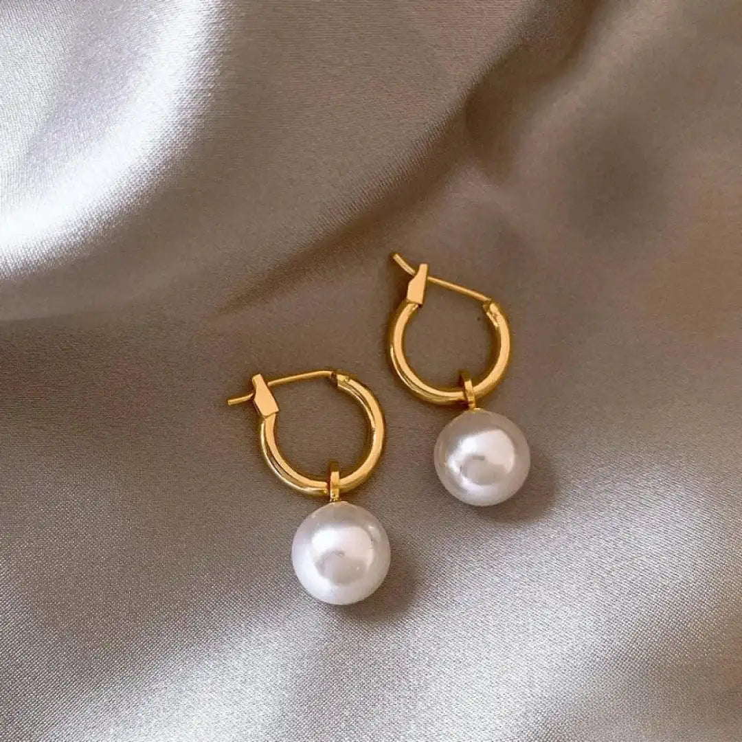 Elegant White Pearl Gold Earrings