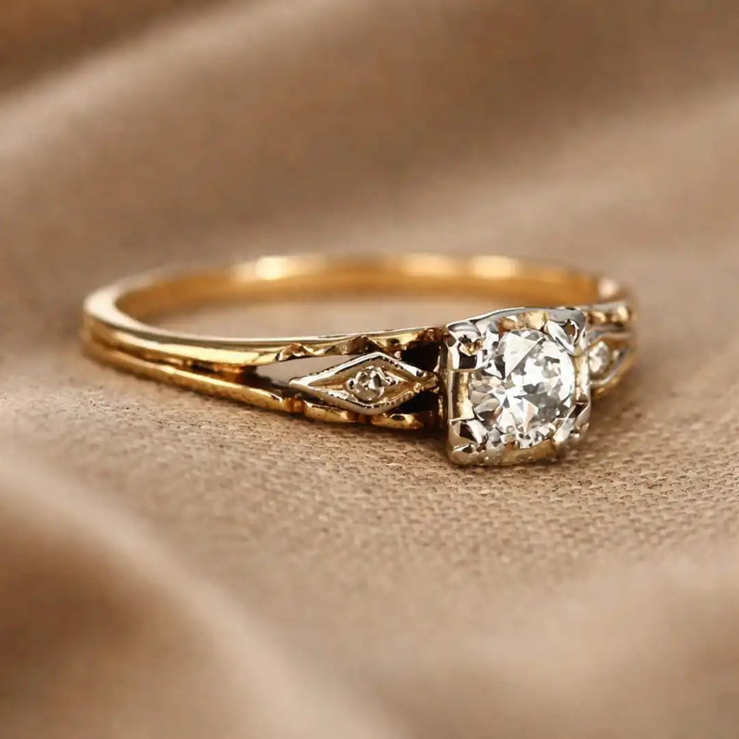 Fine Gold Ring with Vintage Zirconias