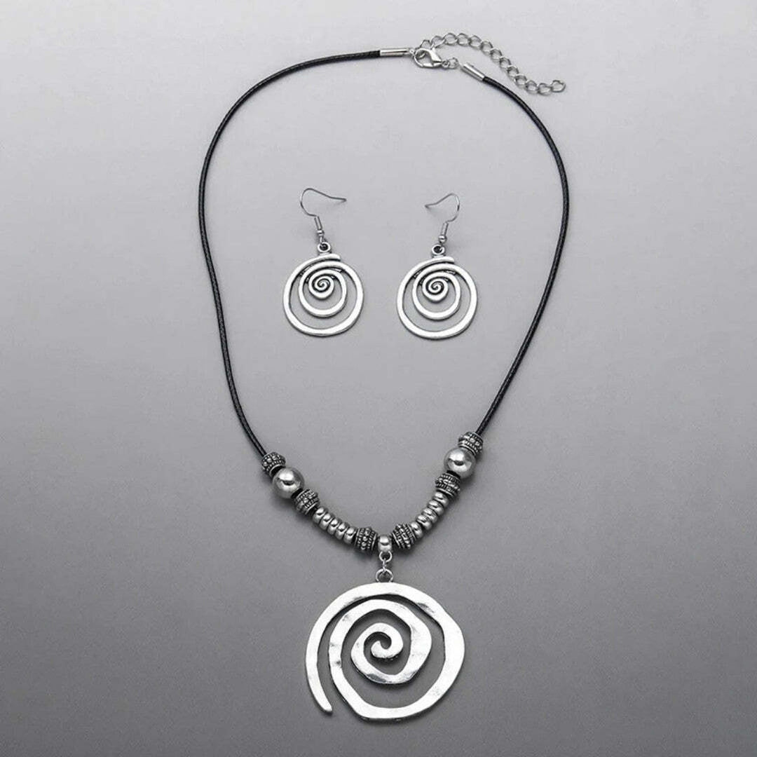 Conjunto de Collar y Pendientes con Diseño de Espiral Plateada
