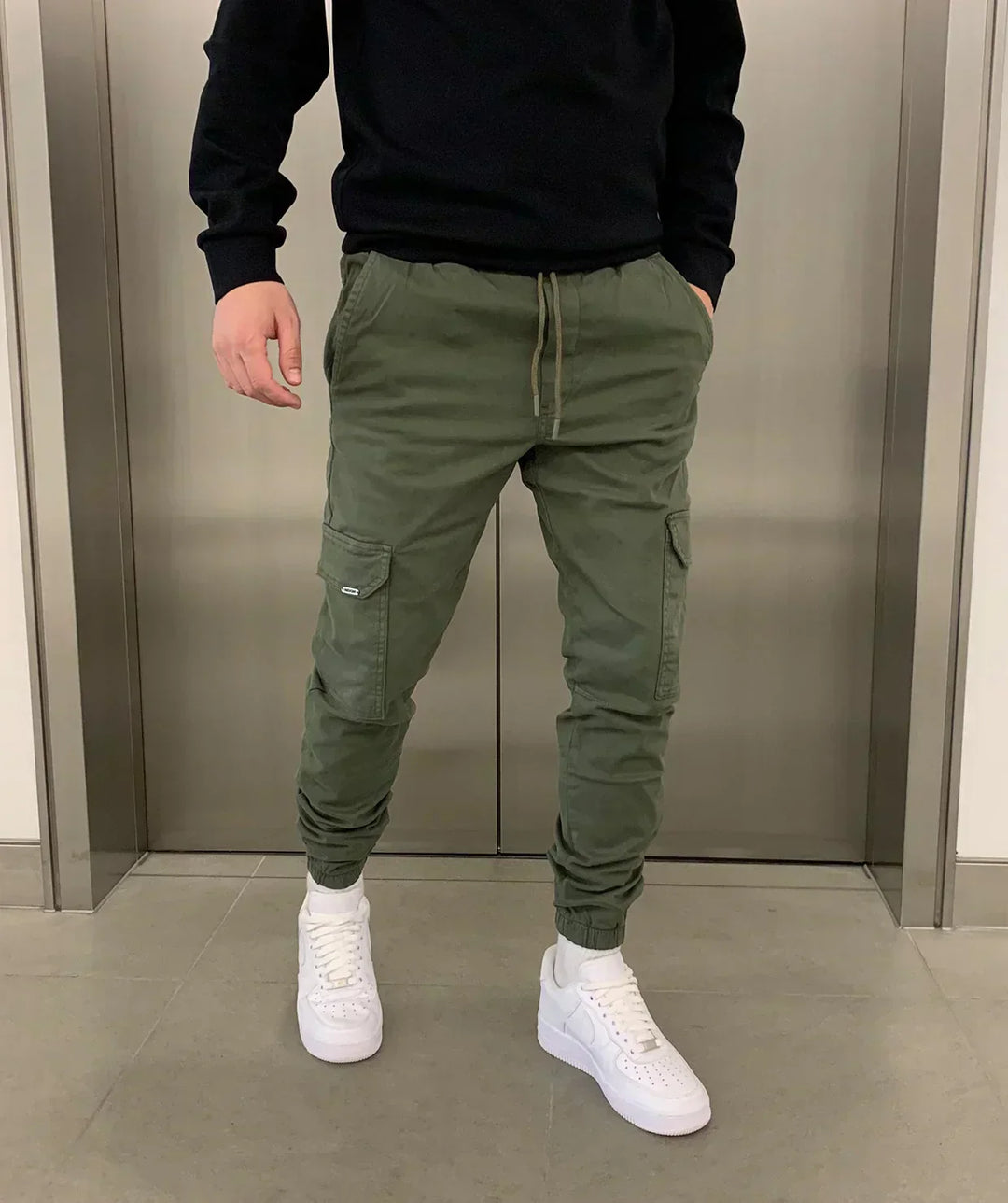 JOGGER CUT CARGO PANTS