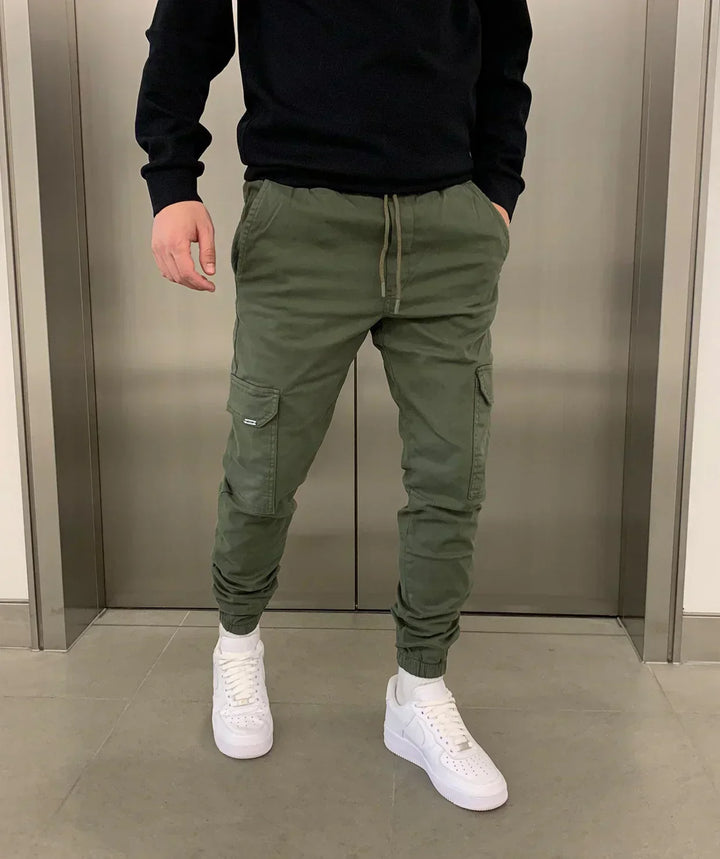 PANTALÓN CARGO DE CORTE JOGGER