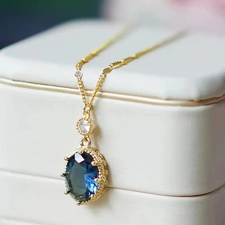 Thessia Lunebray Collar