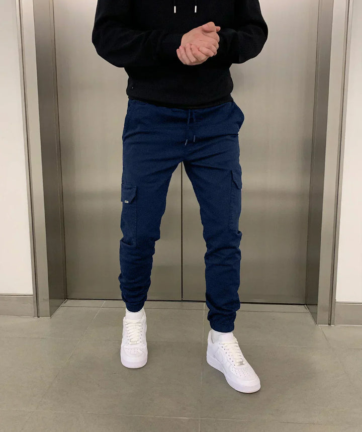 PANTALÓN CARGO DE CORTE JOGGER