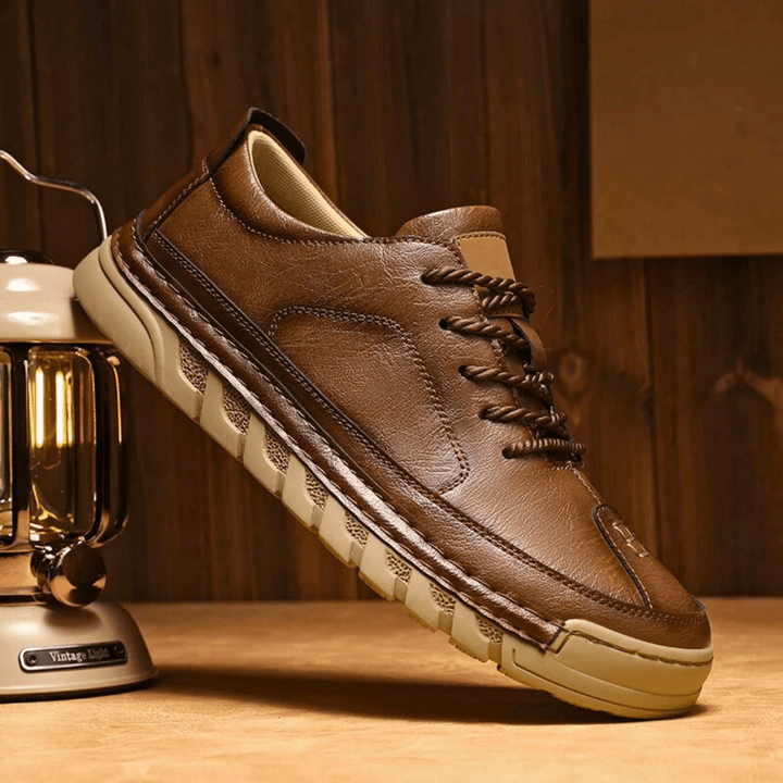 Entrenador de Cuero Easton