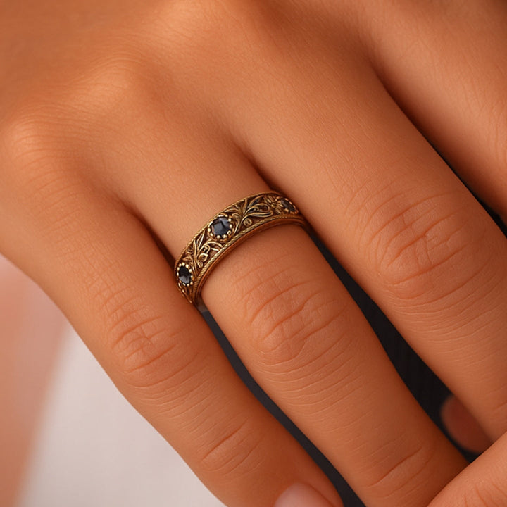 Anillo de Hoja de Circón Azul Exótico Fino