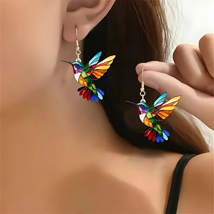 Beautiful Hummingbird Necklace with Free Earrings – Limited Time Offer