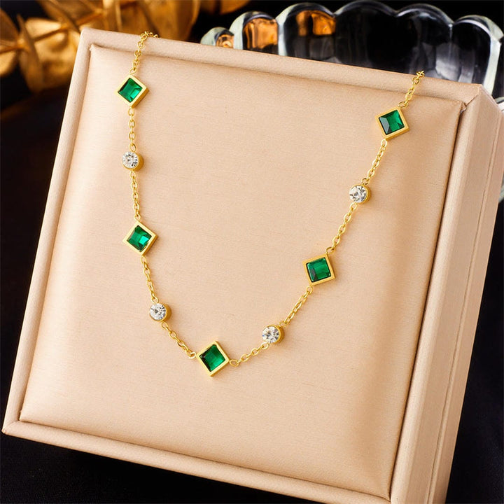 Collar con Colgante de Esmeralda Real