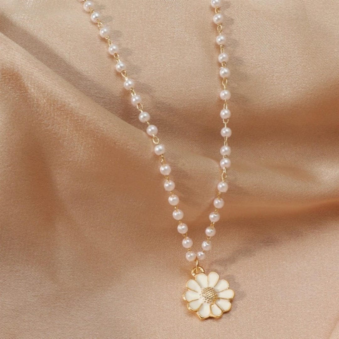 Collar con Colgante de Perla Daisy