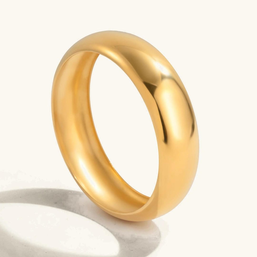 Brazalete de Oro Liso Atemporal