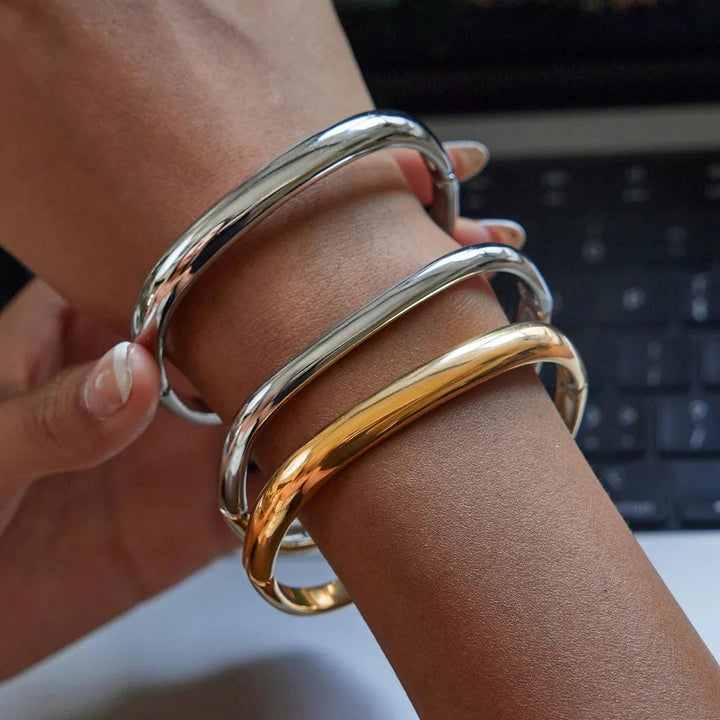 Pulsera Moderna de Oro