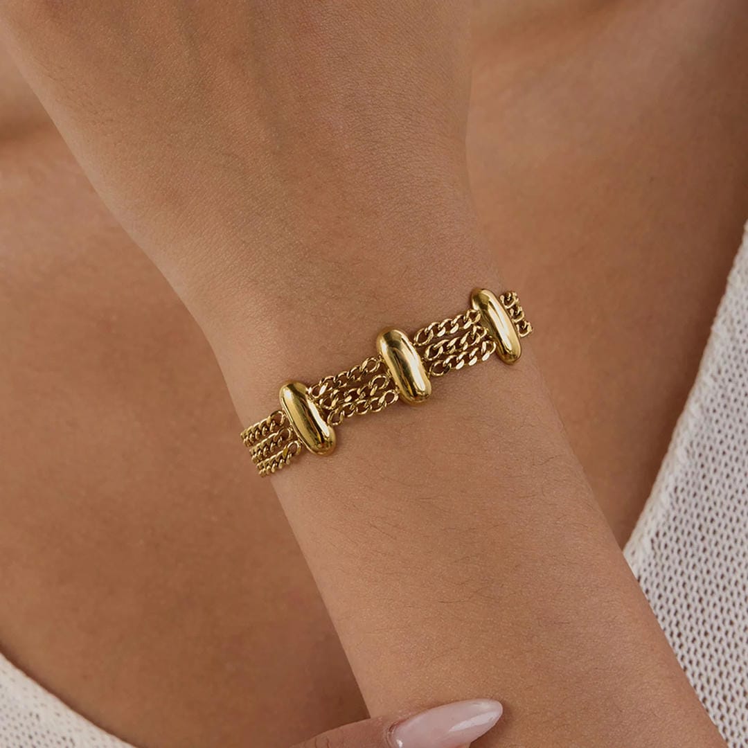 Pulsera de Cadena Dorada Elegante en Capas