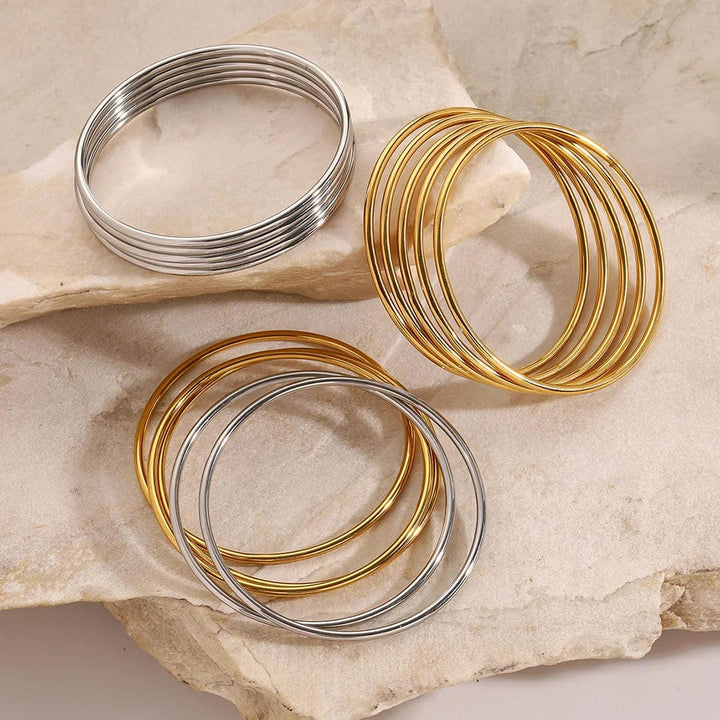 Conjunto de Pulseras Apilables de Oro Deslumbrante