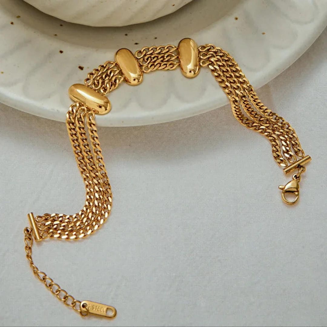 Pulsera de Cadena Dorada Elegante en Capas