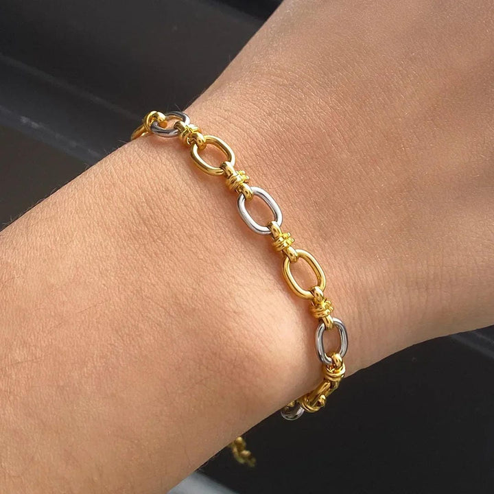 Pulsera Elegante de Oro Bicolor