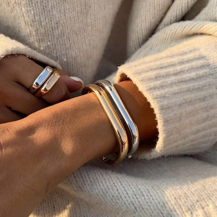 Pulsera Moderna de Oro
