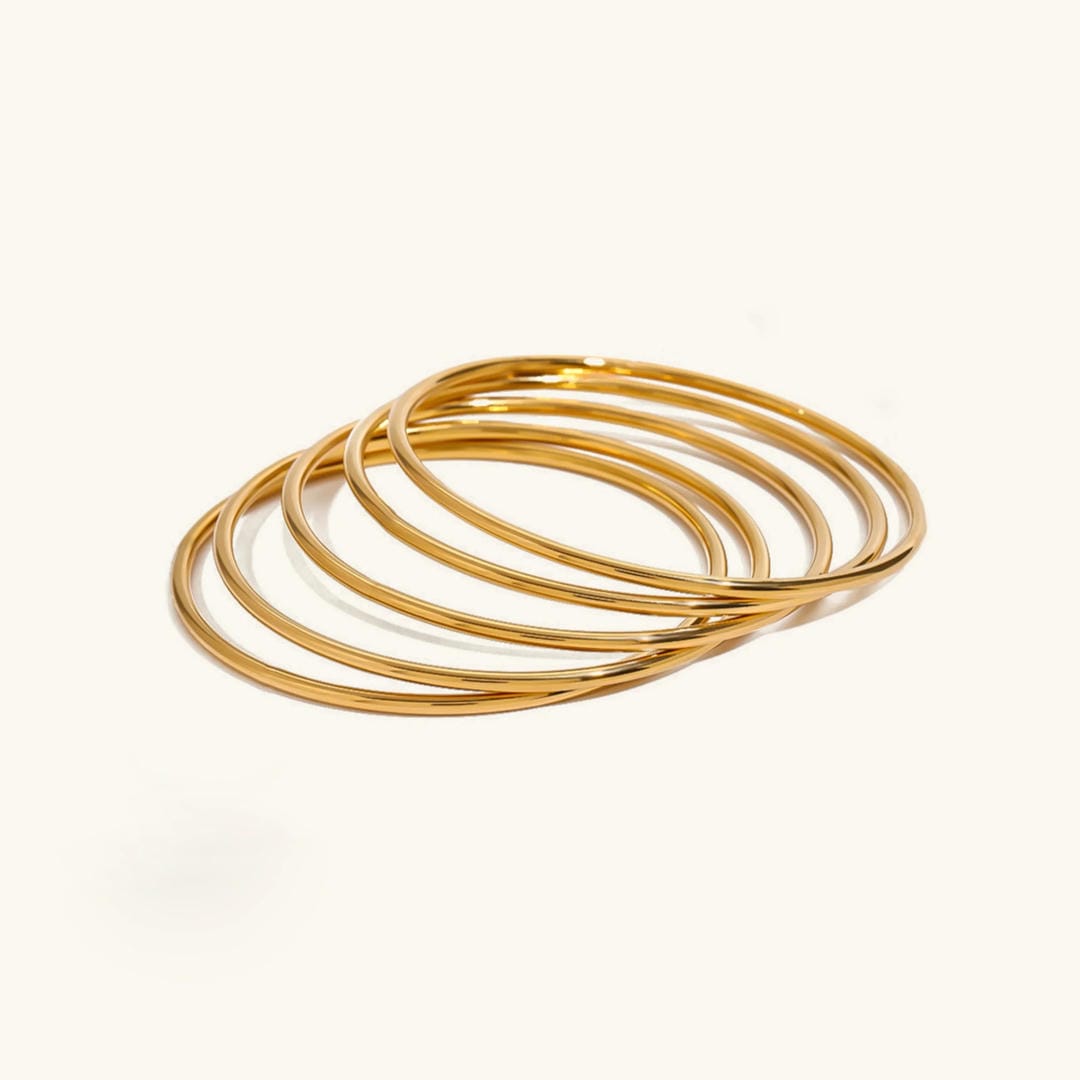 Conjunto de Pulseras Apilables de Oro Deslumbrante