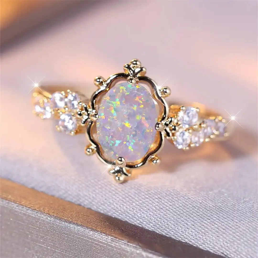 Anillo de Flor de Piedra Ópalo Blanco Ovalado