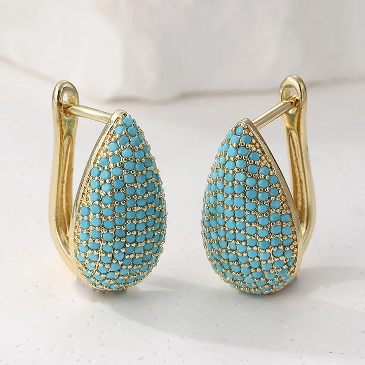 Pendientes de aro en forma de lágrima con pavé turquesa