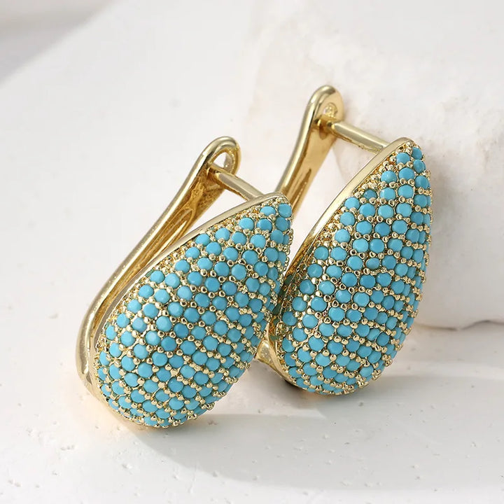 Pendientes de aro en forma de lágrima con pavé turquesa