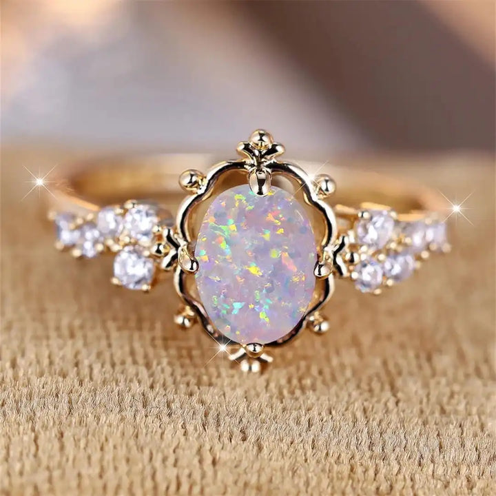 Anillo de Flor de Piedra Ópalo Blanco Ovalado