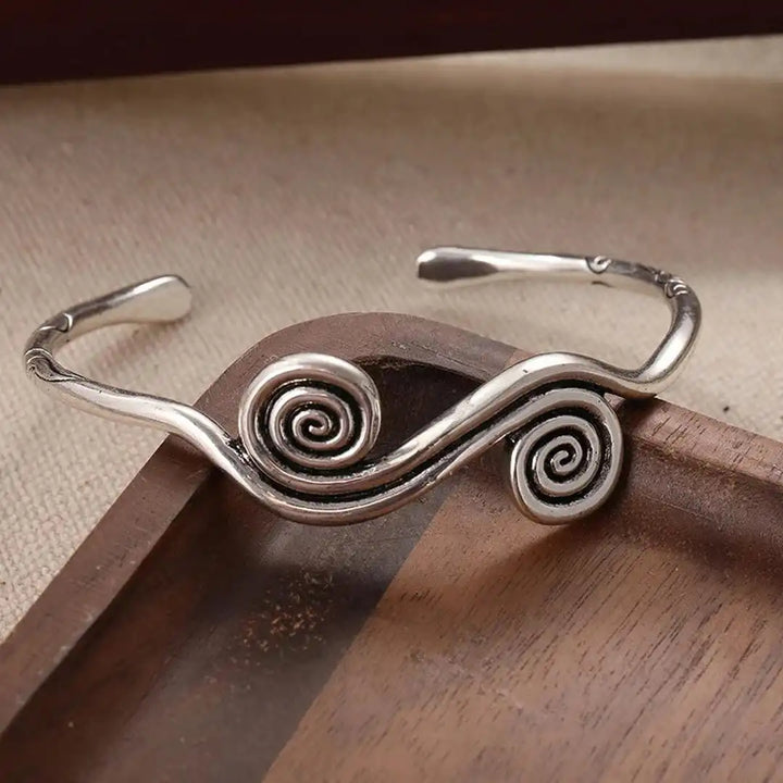 Pulsera de Brazalete Doble Espiral Clásica de Plata