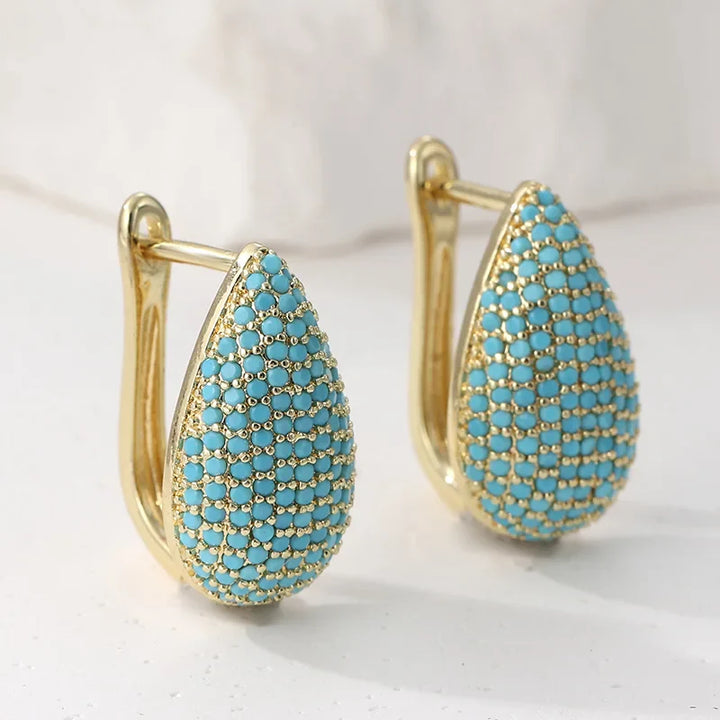 Pendientes de aro en forma de lágrima con pavé turquesa