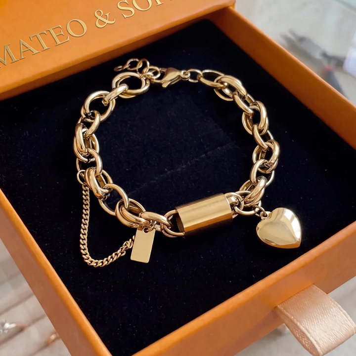 Heartened Chunky Bracelet | Gold