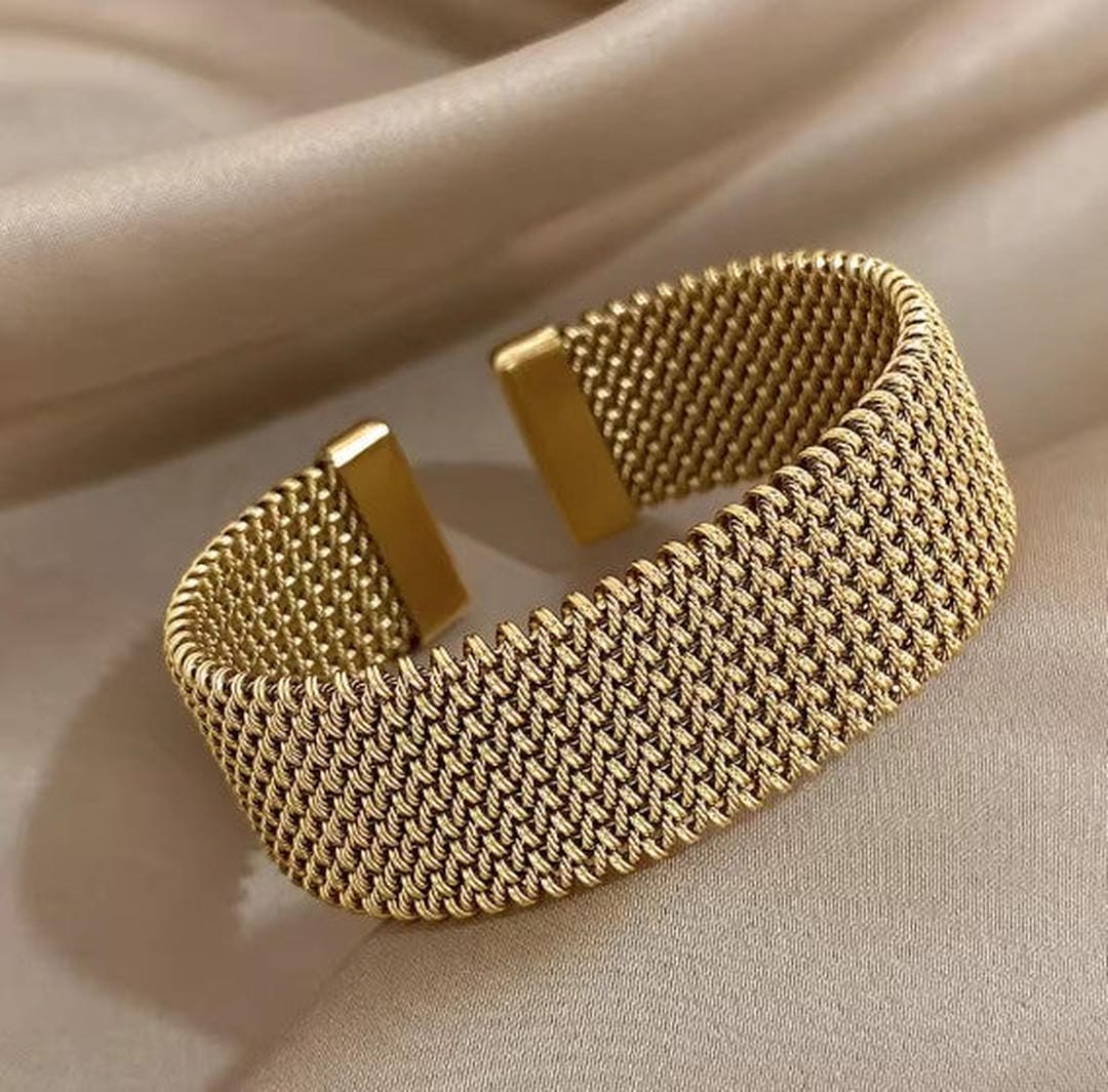 Pulsera Clásica Abierta de Malla Trenzada Vintage