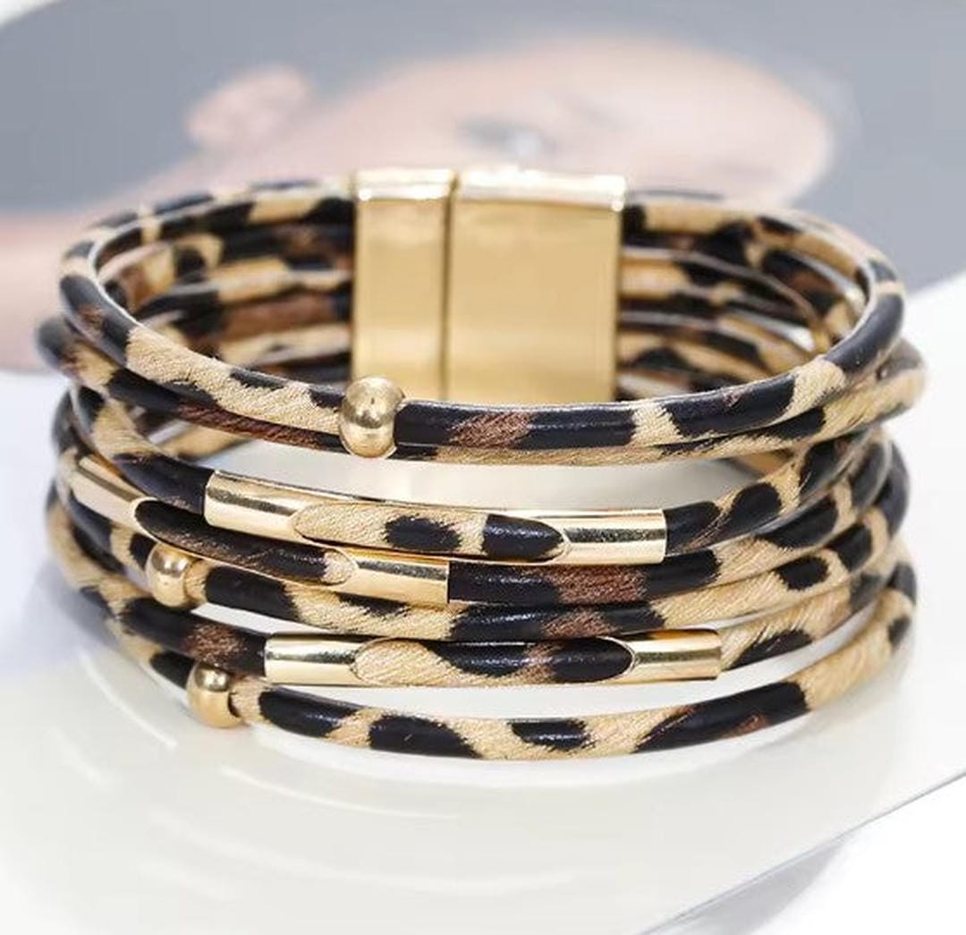 Pulsera Ancha Boho Multicapa