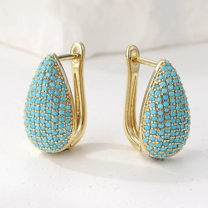 Pendientes de aro en forma de lágrima con pavé turquesa