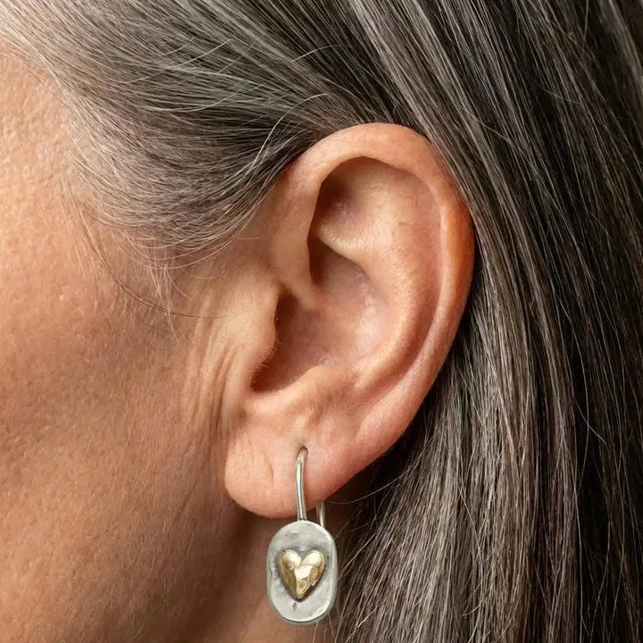 Pendientes Colgantes de Corazón en Dos Tonos