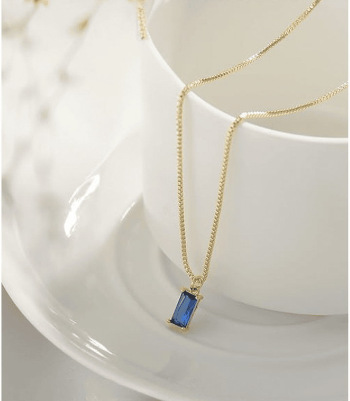 Collar de Colgante de Zafiro Minimalista
