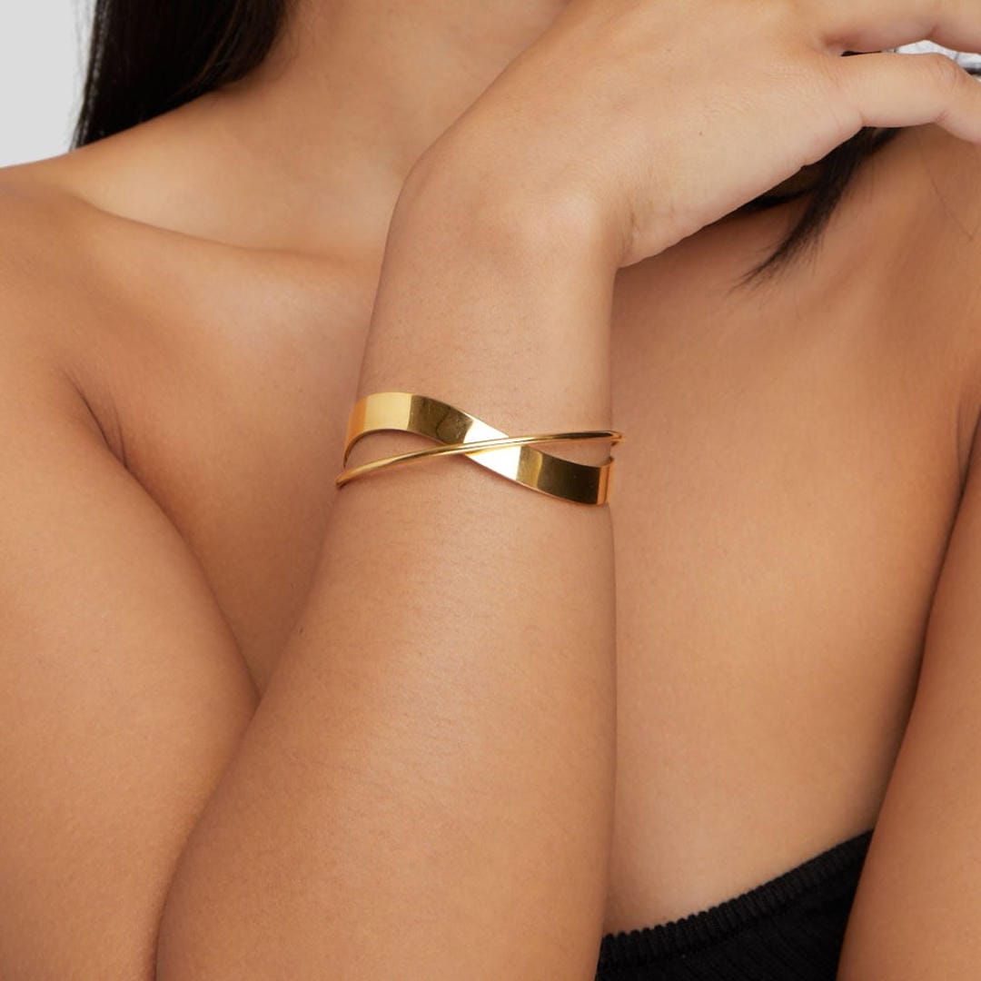 Brazalete Único Celestial de Oro