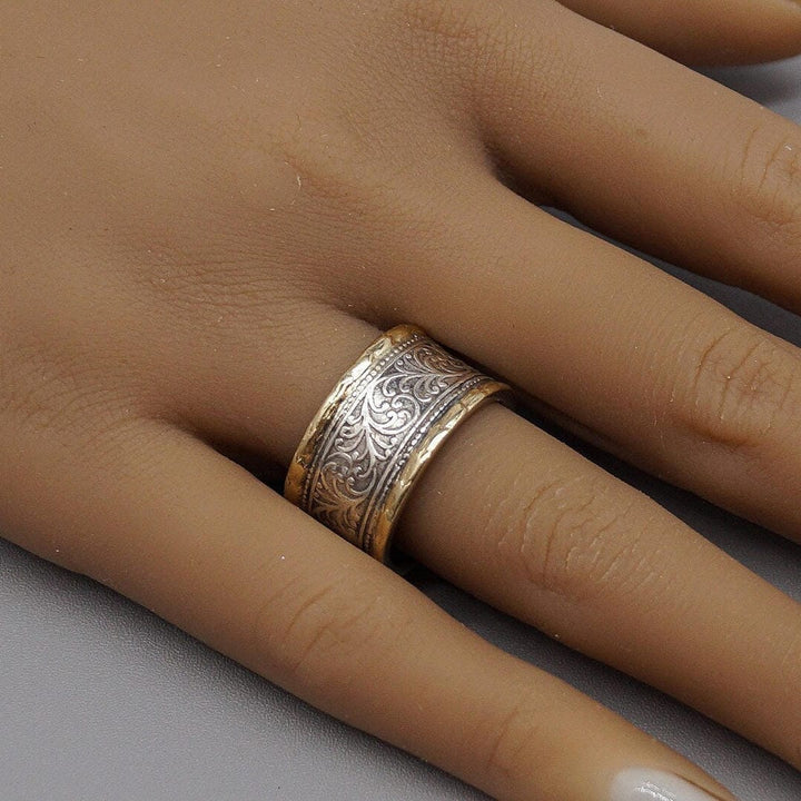 Elegant Vintage Gold and Silver Ring