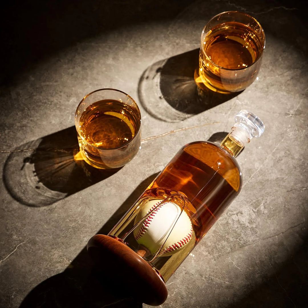Botella de Whisky - Edición Set de Béisbol con Vasos
