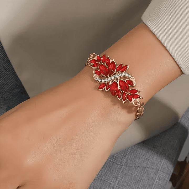 Pulsera Delicada de Flor de Bosque