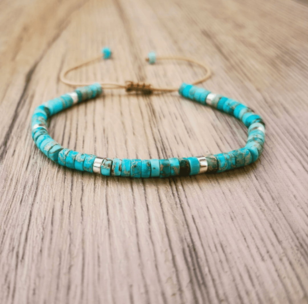 Pulsera de Turquesa Delicada y Atemporal con Cuentas