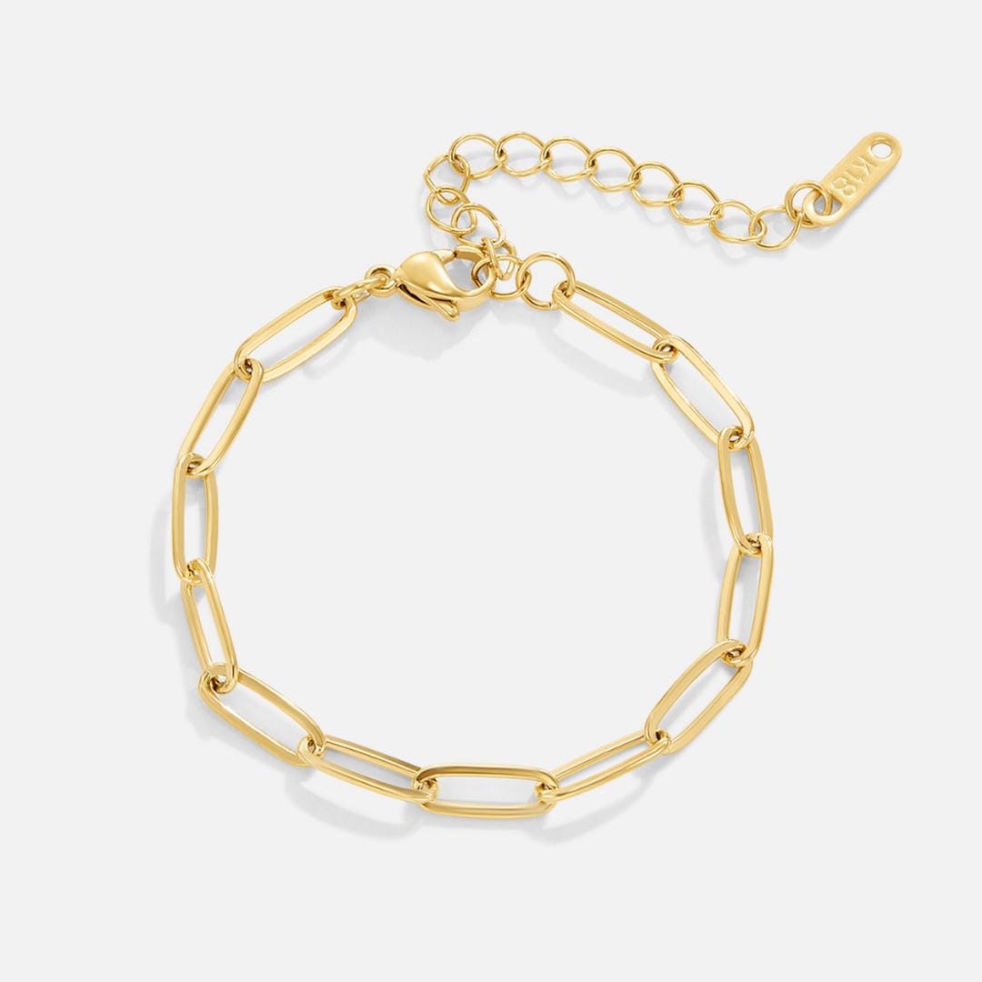 Modern Link Bracelet in Gold